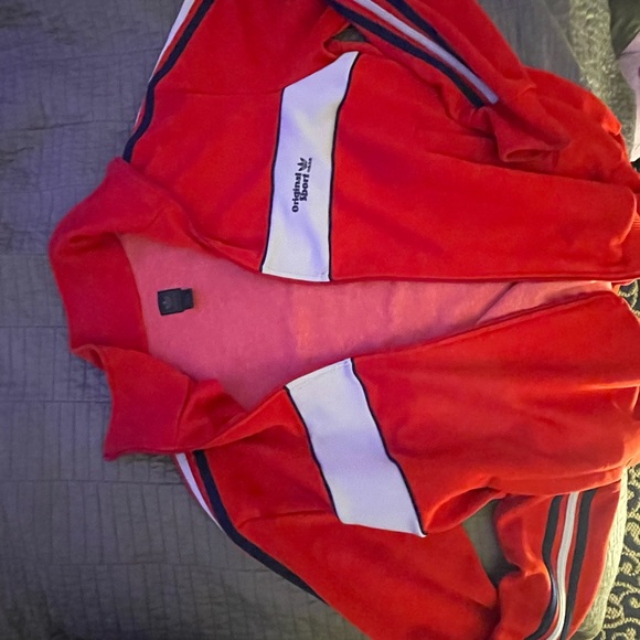 Adidas track suit red thick material - Picture 5 of 5